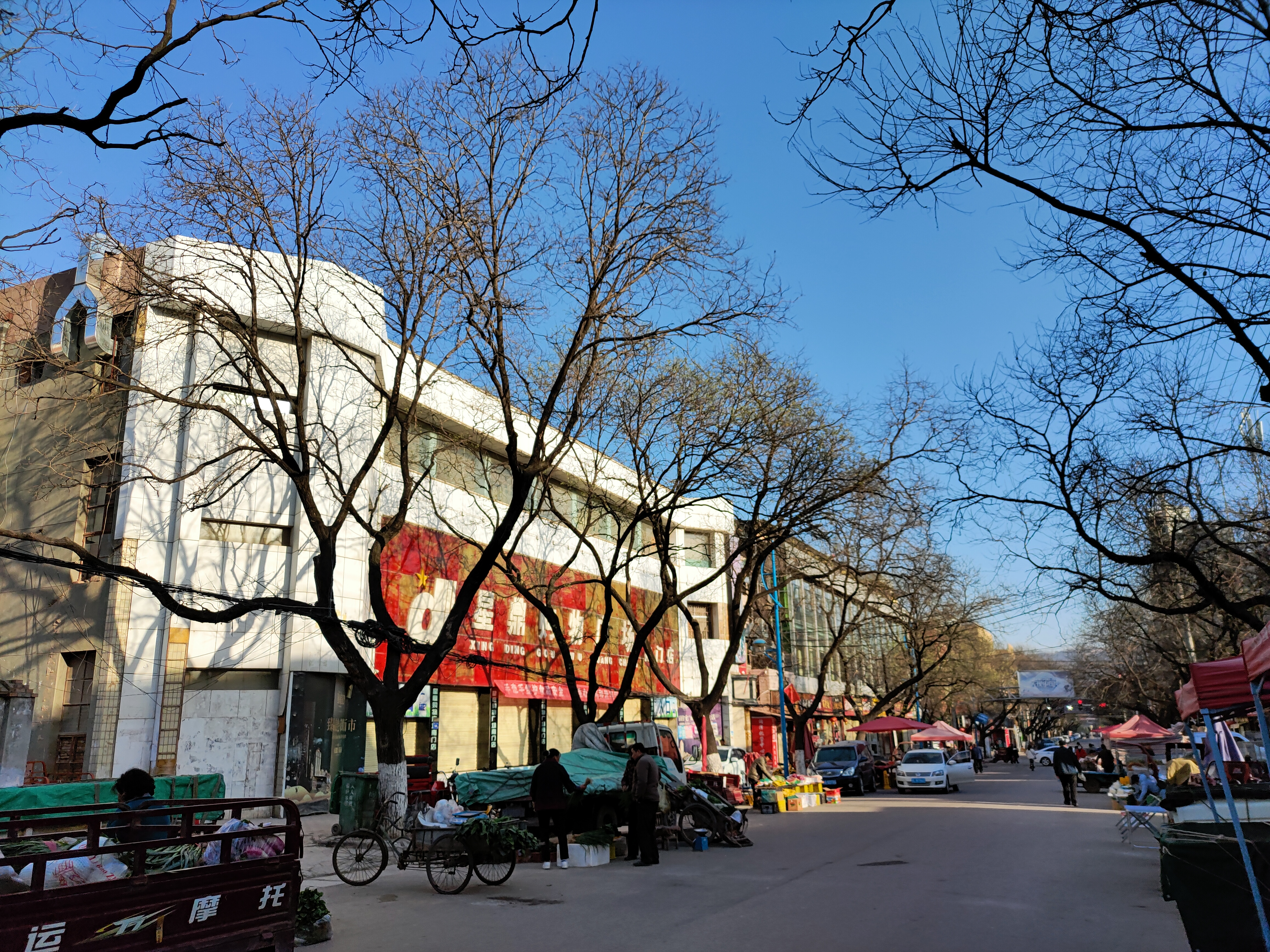 请输入图片描述